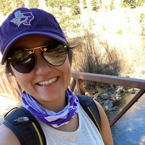 Meet your Posher, Nika